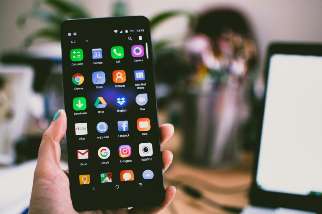 como tener emojis de iphone en android